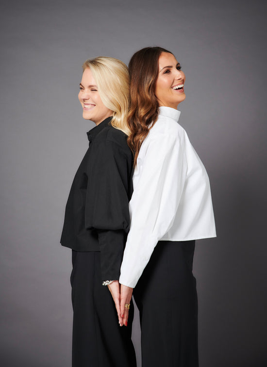 The Core Label retail fashion blazer trousers Hose dress Kleid blouse Bluse shirt sustainable fashion sustainability outfit inspiration oversized blazer start-up fashion Modelabel quote model Trend photography fashion photography premium fashion brands